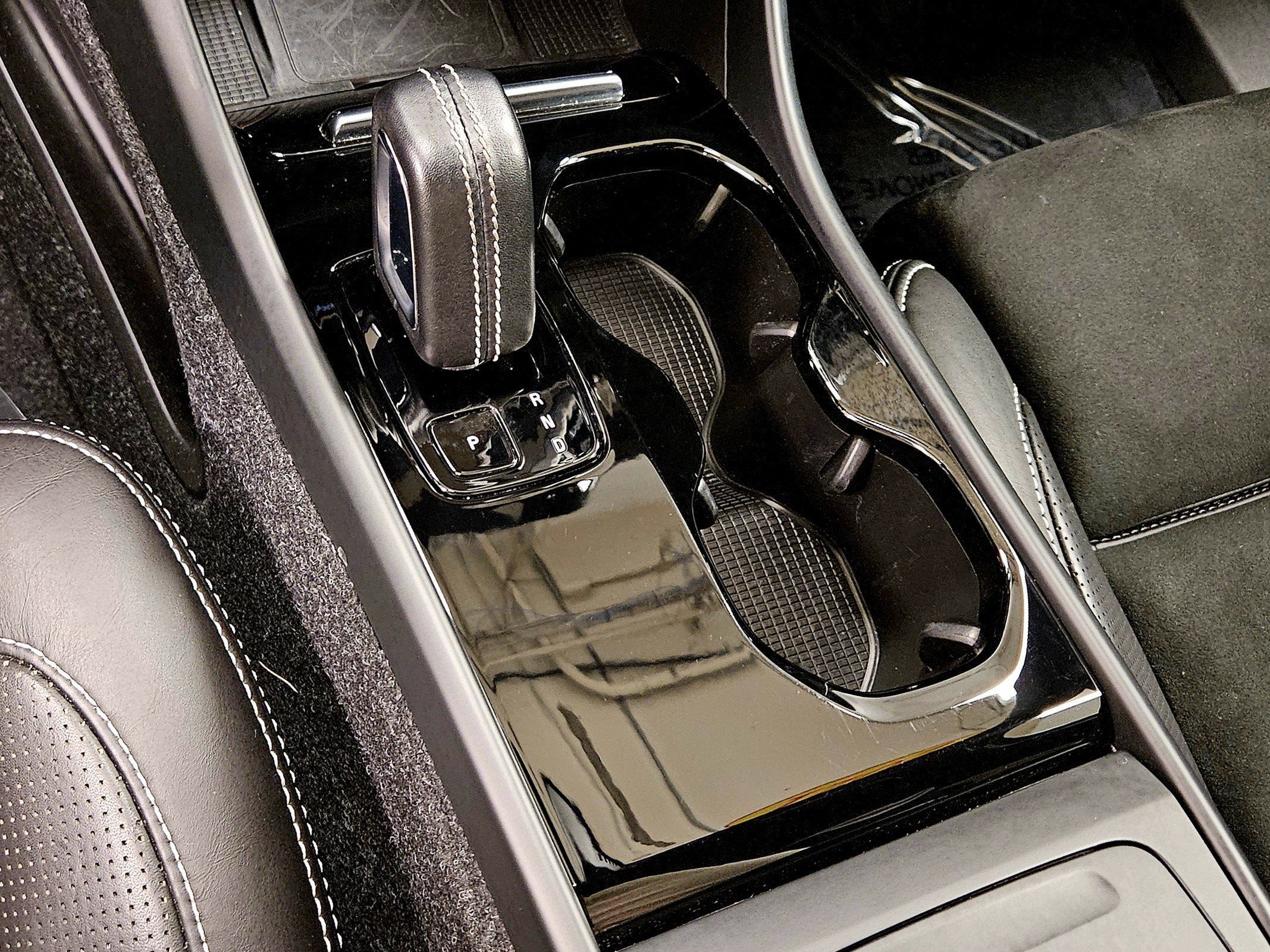 2021 Volvo XC40 Recharge P8