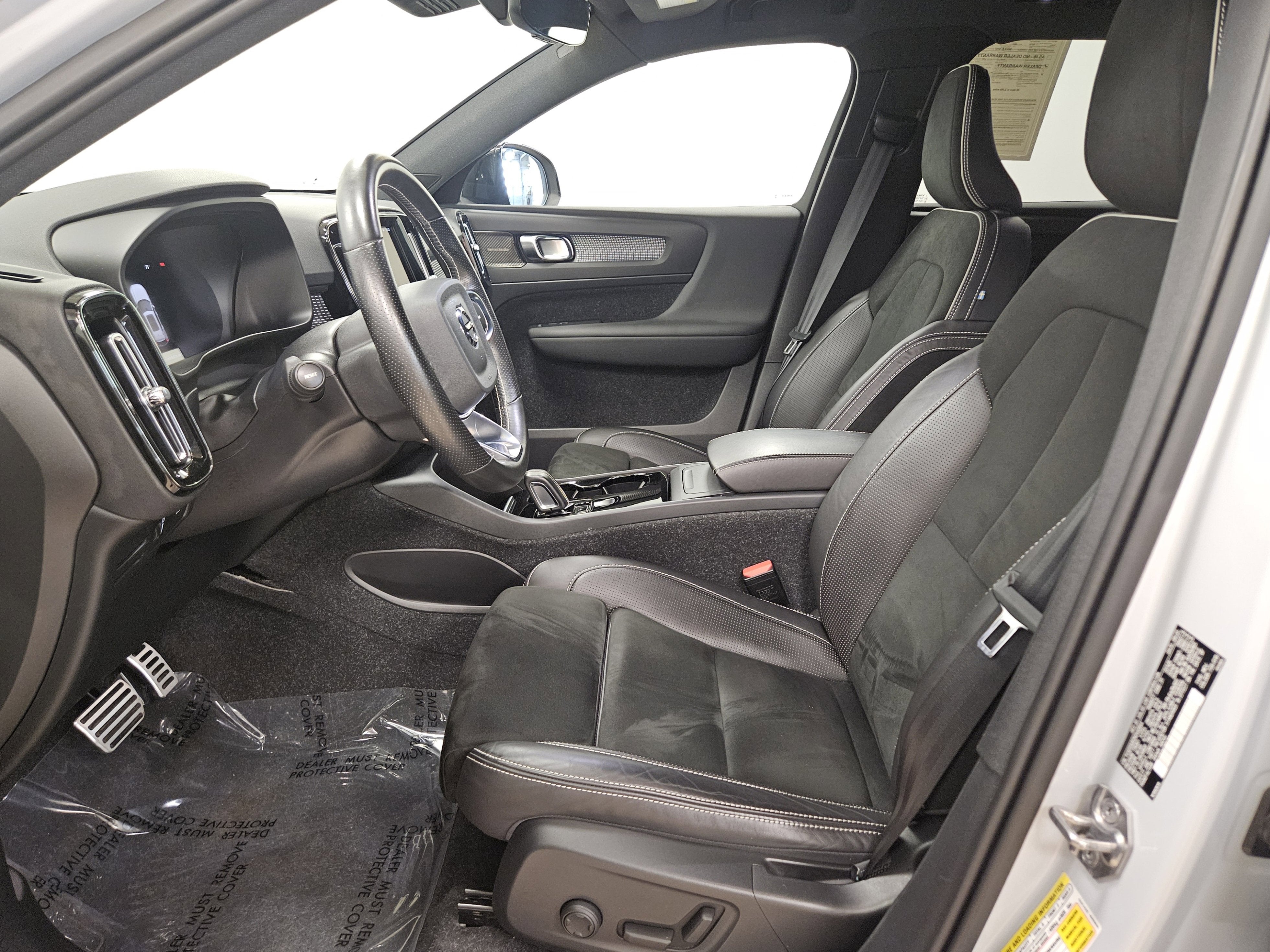 2021 Volvo XC40 Recharge P8