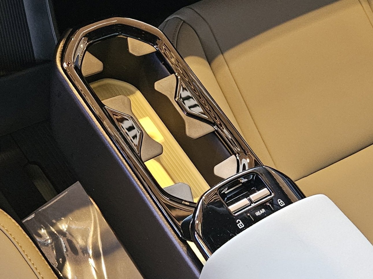 2026 Volvo EX30 Plus