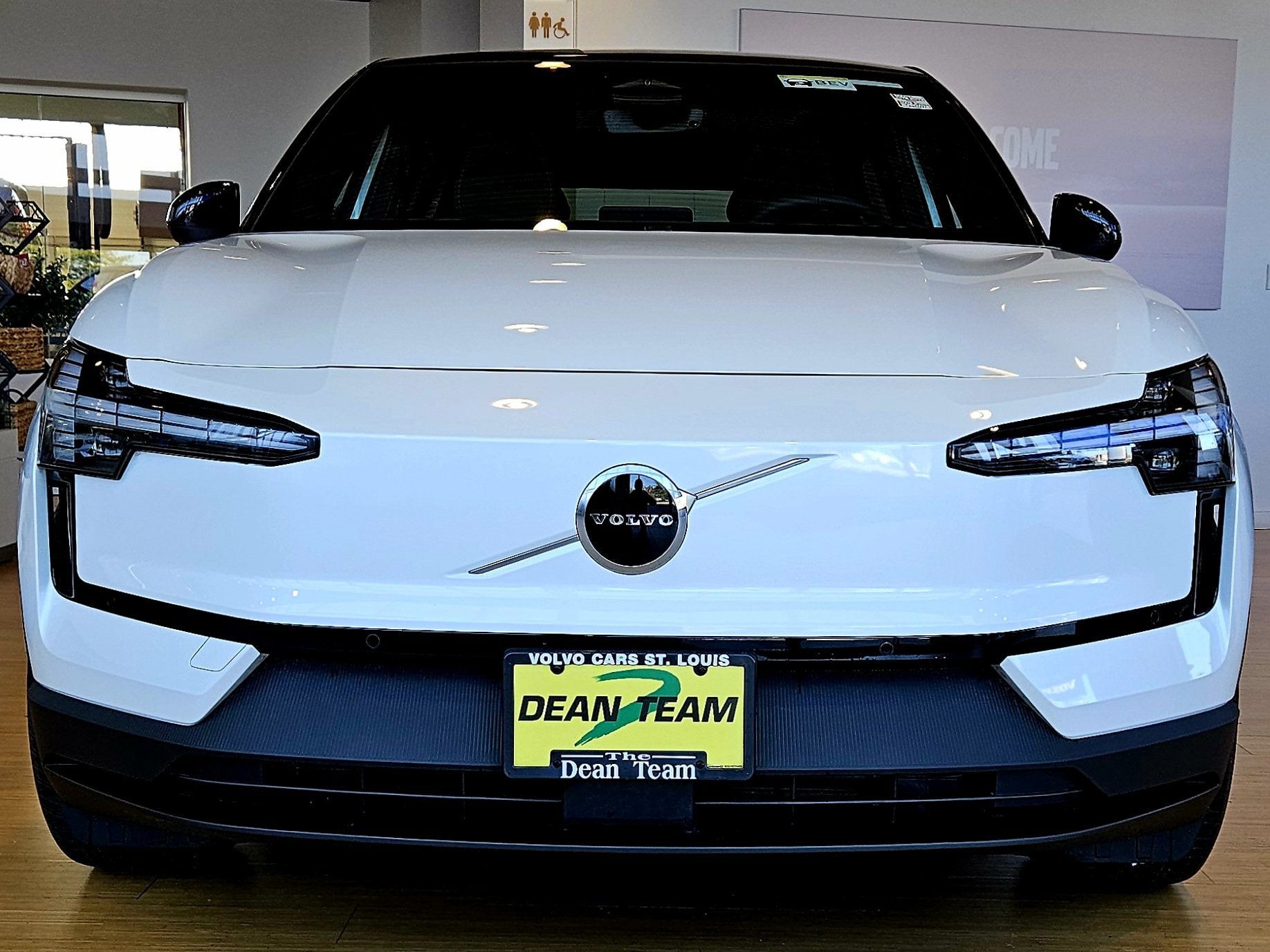 2026 Volvo EX30 Plus