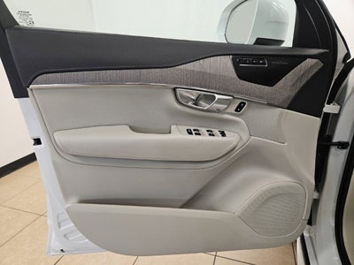 2023 Volvo XC90 Recharge Plug-In Hybrid Ultimate