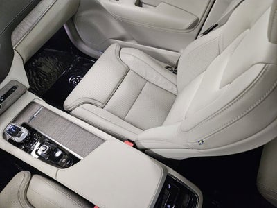 2023 Volvo XC90 Recharge Plug-In Hybrid Ultimate