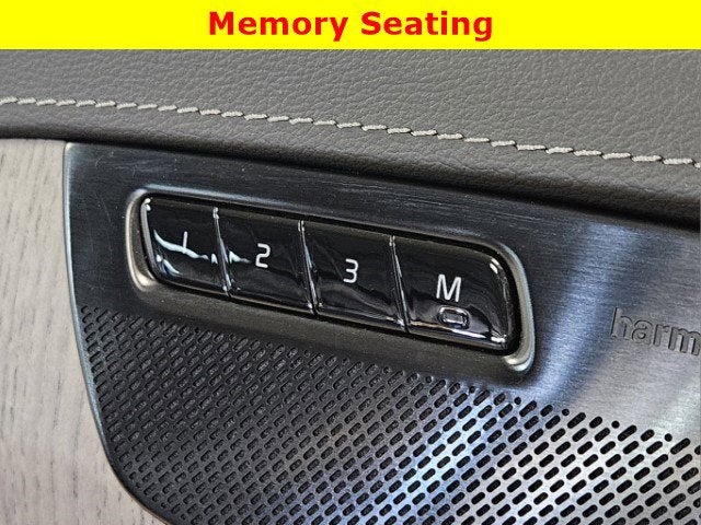 2023 Volvo XC90 Recharge Plug-In Hybrid Ultimate