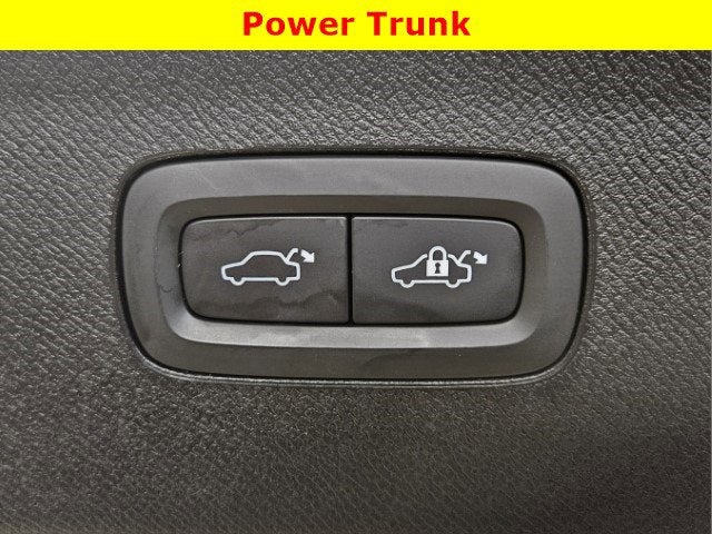 2023 Volvo XC90 Recharge Plug-In Hybrid Ultimate