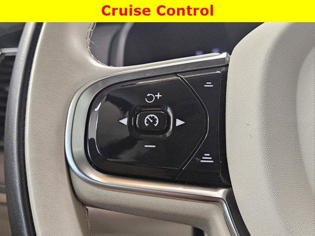 2023 Volvo XC90 Recharge Plug-In Hybrid Ultimate