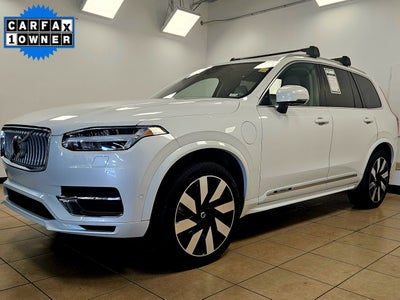 2024 Volvo XC90 Recharge Plug-In Hybrid Ultimate Bright Theme