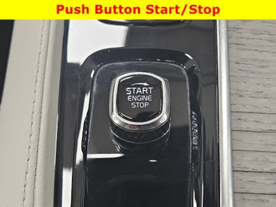 2024 Volvo XC90 Recharge Plug-In Hybrid Ultimate Bright Theme