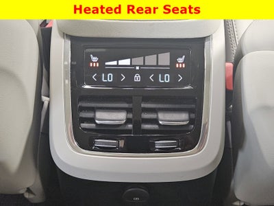 2024 Volvo XC90 Recharge Plug-In Hybrid Ultimate Bright Theme