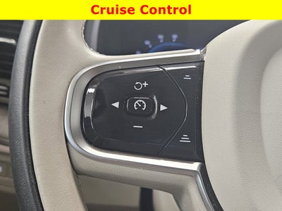 2024 Volvo XC90 Recharge Plug-In Hybrid Ultimate Bright Theme