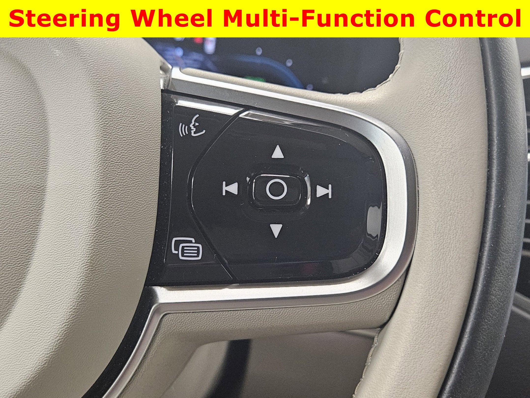 2024 Volvo XC90 Recharge Plug-In Hybrid Ultimate Bright Theme