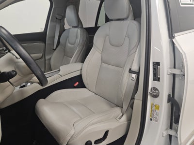 2024 Volvo XC90 Recharge Plug-In Hybrid Ultimate Bright Theme