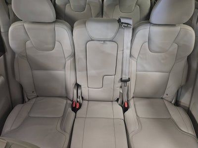 2024 Volvo XC90 Recharge Plug-In Hybrid Ultimate Bright Theme