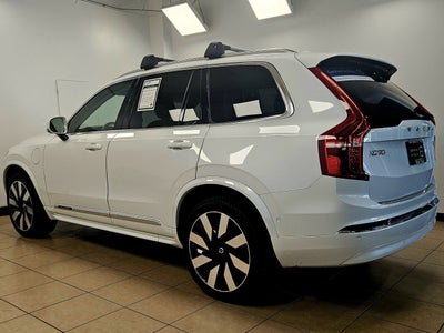 2024 Volvo XC90 Recharge Plug-In Hybrid Ultimate Bright Theme
