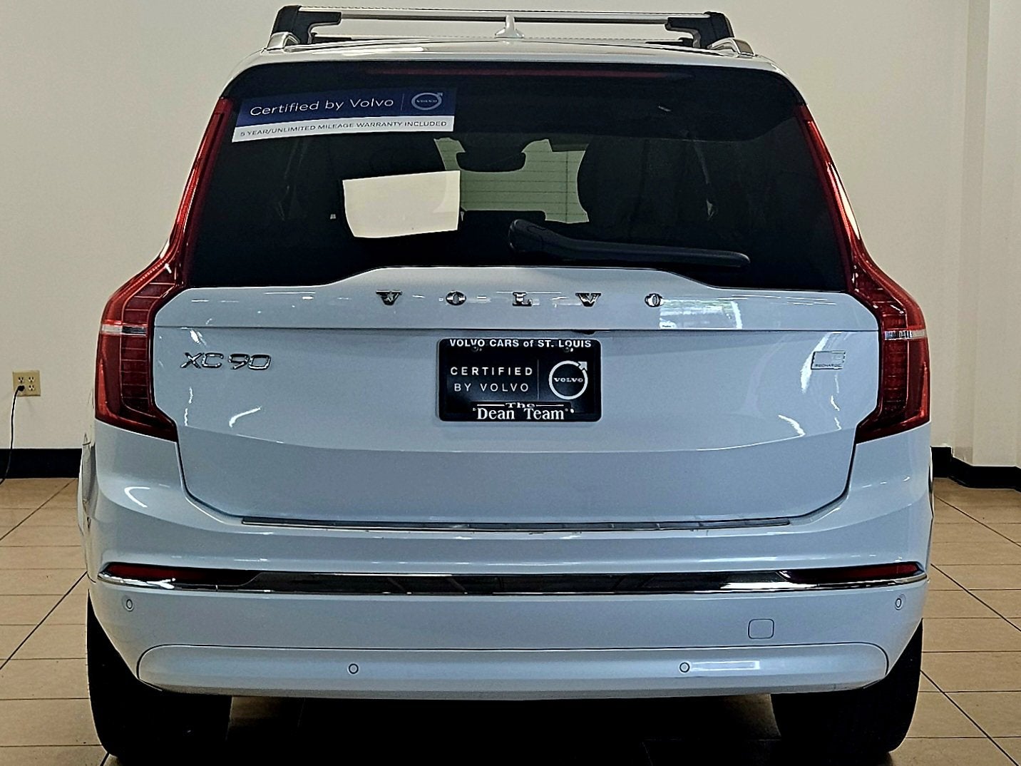 2024 Volvo XC90 Recharge Plug-In Hybrid Ultimate Bright Theme