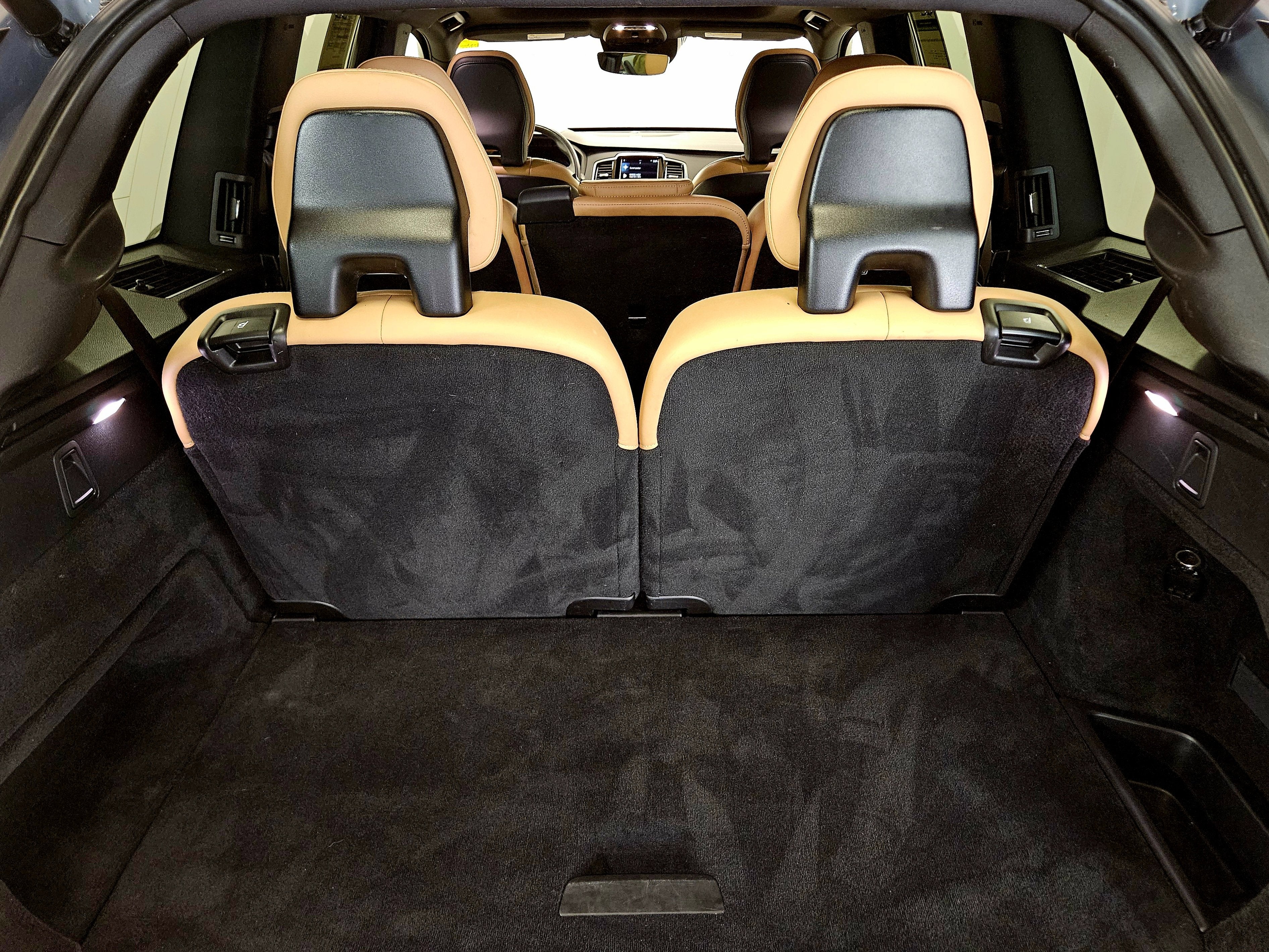 2022 Volvo XC90 Recharge Plug-In Hybrid Inscription