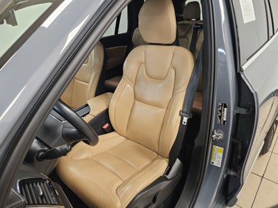 2022 Volvo XC90 Recharge Plug-In Hybrid Inscription