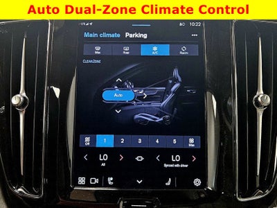 2024 Volvo XC60 Recharge Plug-In Hybrid Ultimate Dark Theme