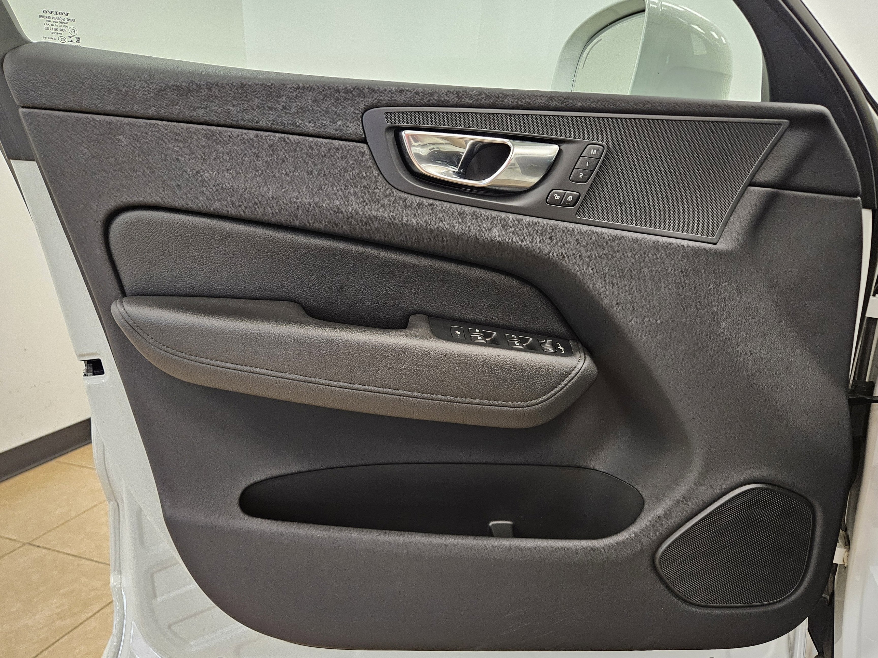 2022 Volvo XC60 Recharge Plug-In Hybrid Inscription Expression