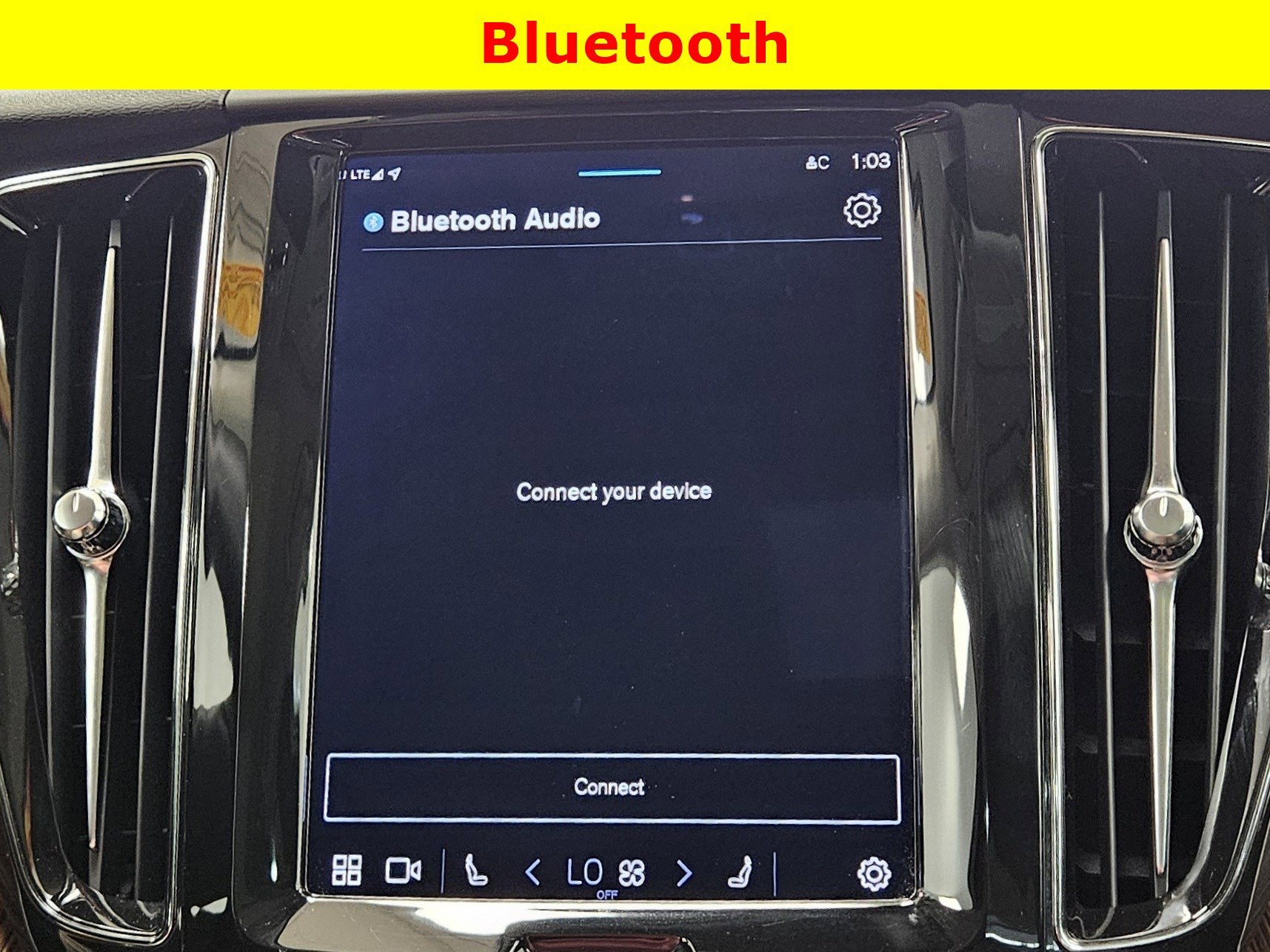 2022 Volvo XC60 Recharge Plug-In Hybrid Inscription Expression