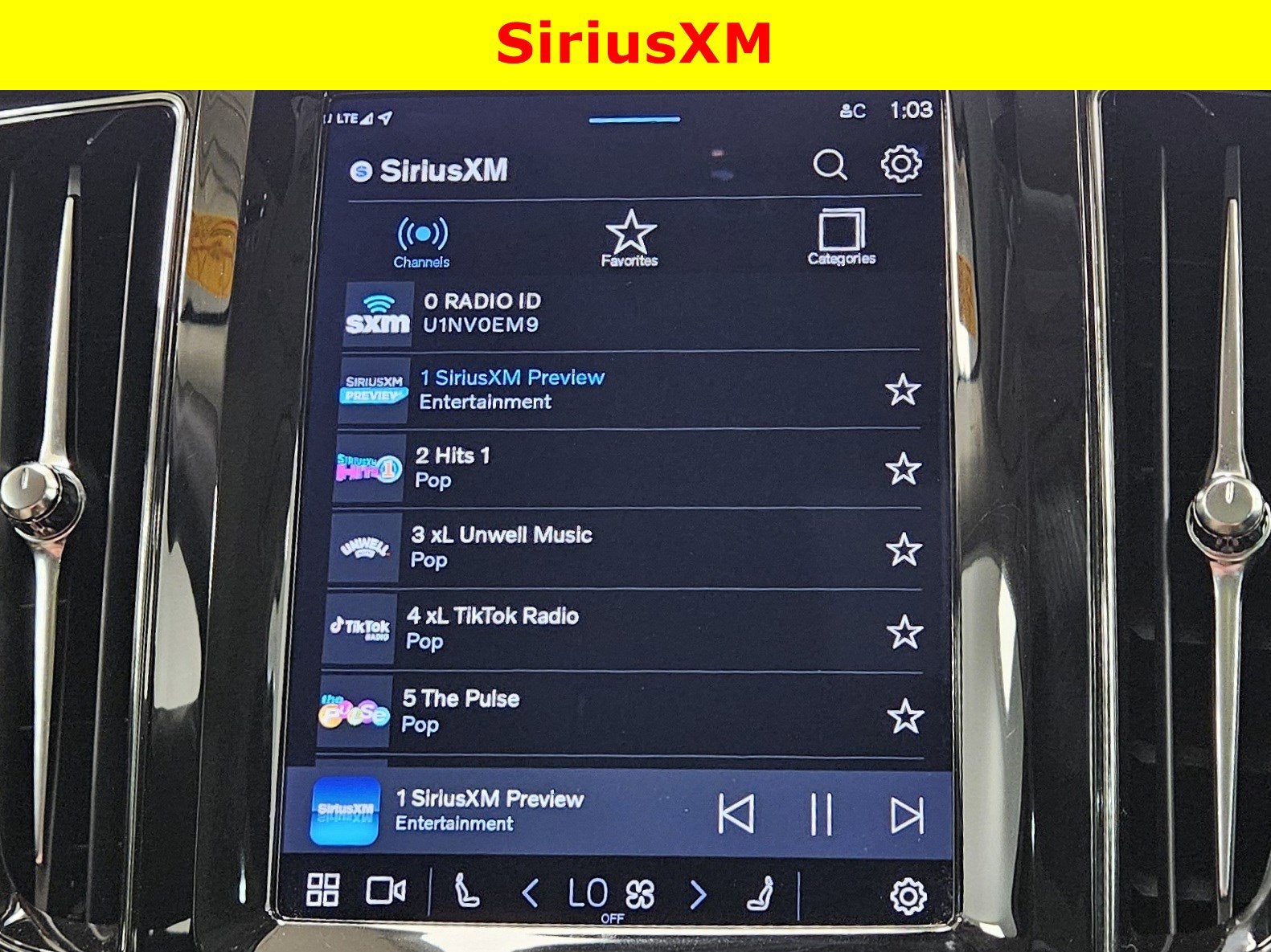 2022 Volvo XC60 Recharge Plug-In Hybrid Inscription Expression