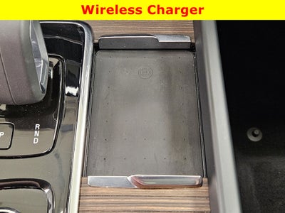 2022 Volvo XC60 Recharge Plug-In Hybrid Inscription Expression