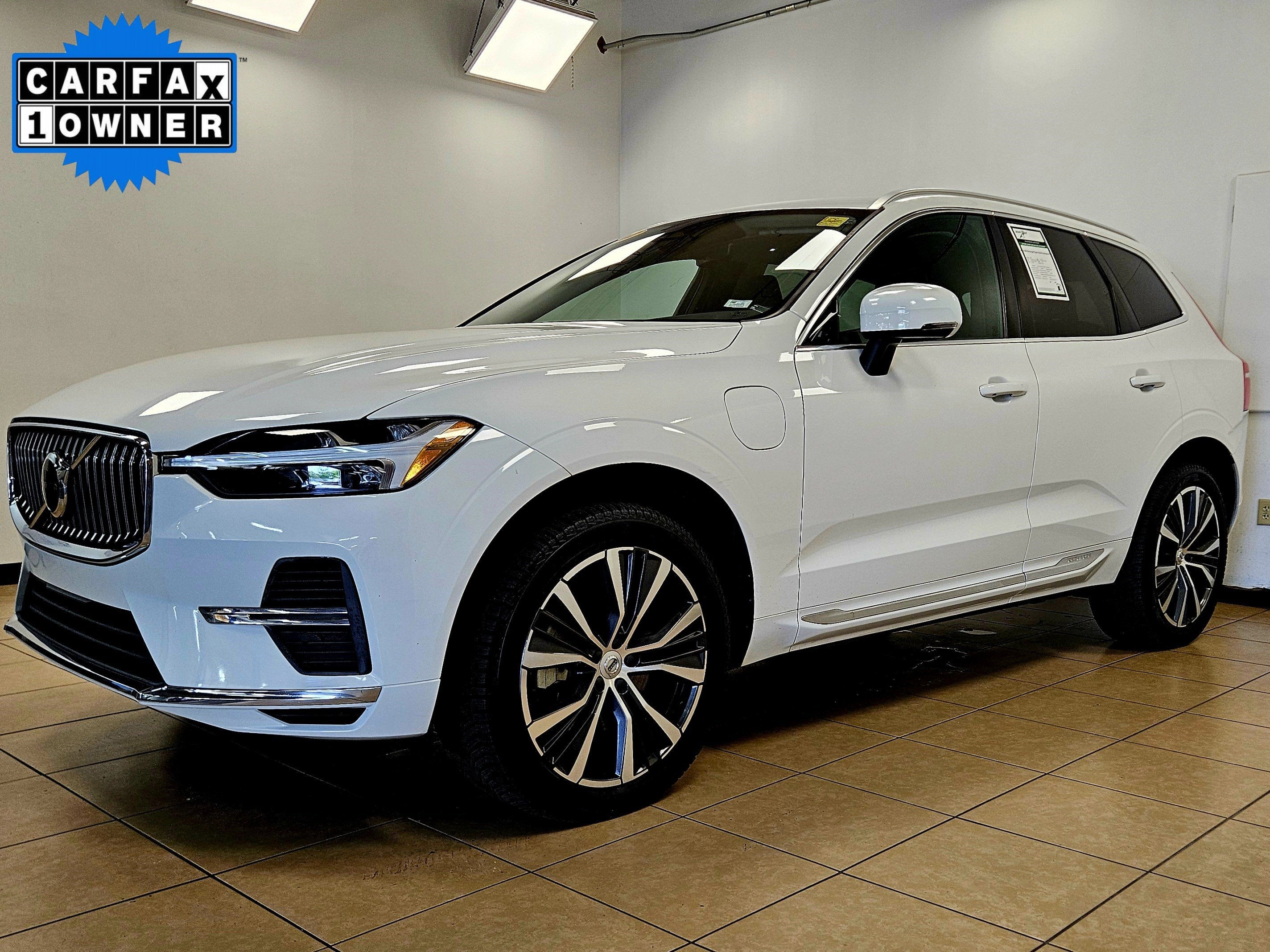 2022 Volvo XC60 Recharge Plug-In Hybrid Inscription Expression