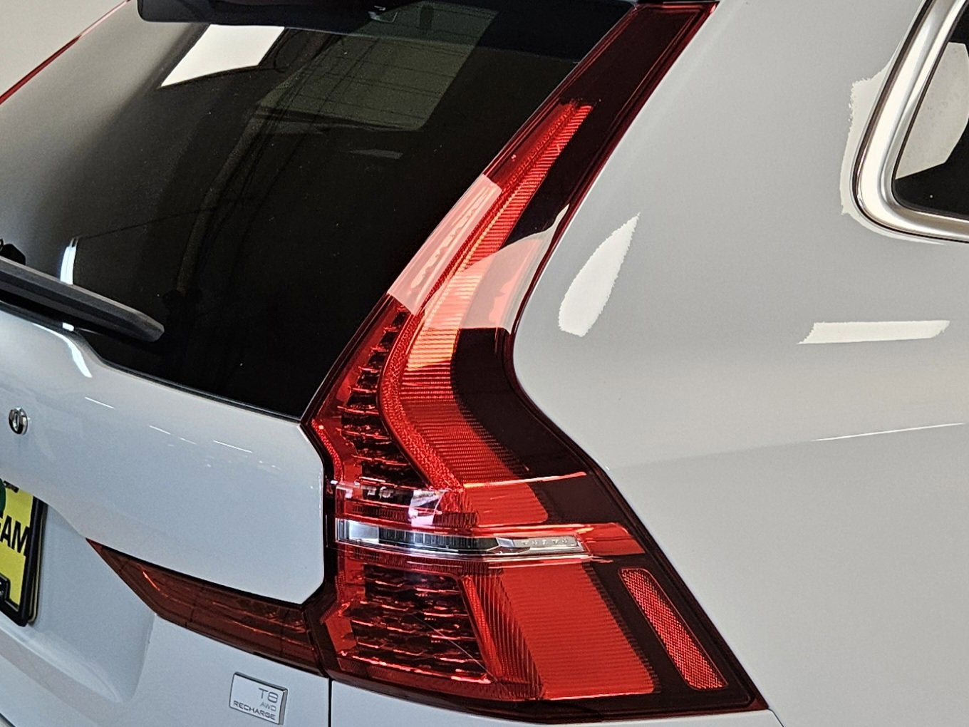 2022 Volvo XC60 Recharge Plug-In Hybrid Inscription Expression