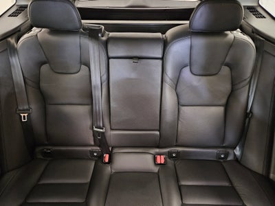 2022 Volvo XC60 Recharge Plug-In Hybrid Inscription Expression