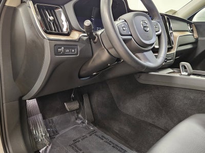 2022 Volvo XC60 Recharge Plug-In Hybrid Inscription Expression