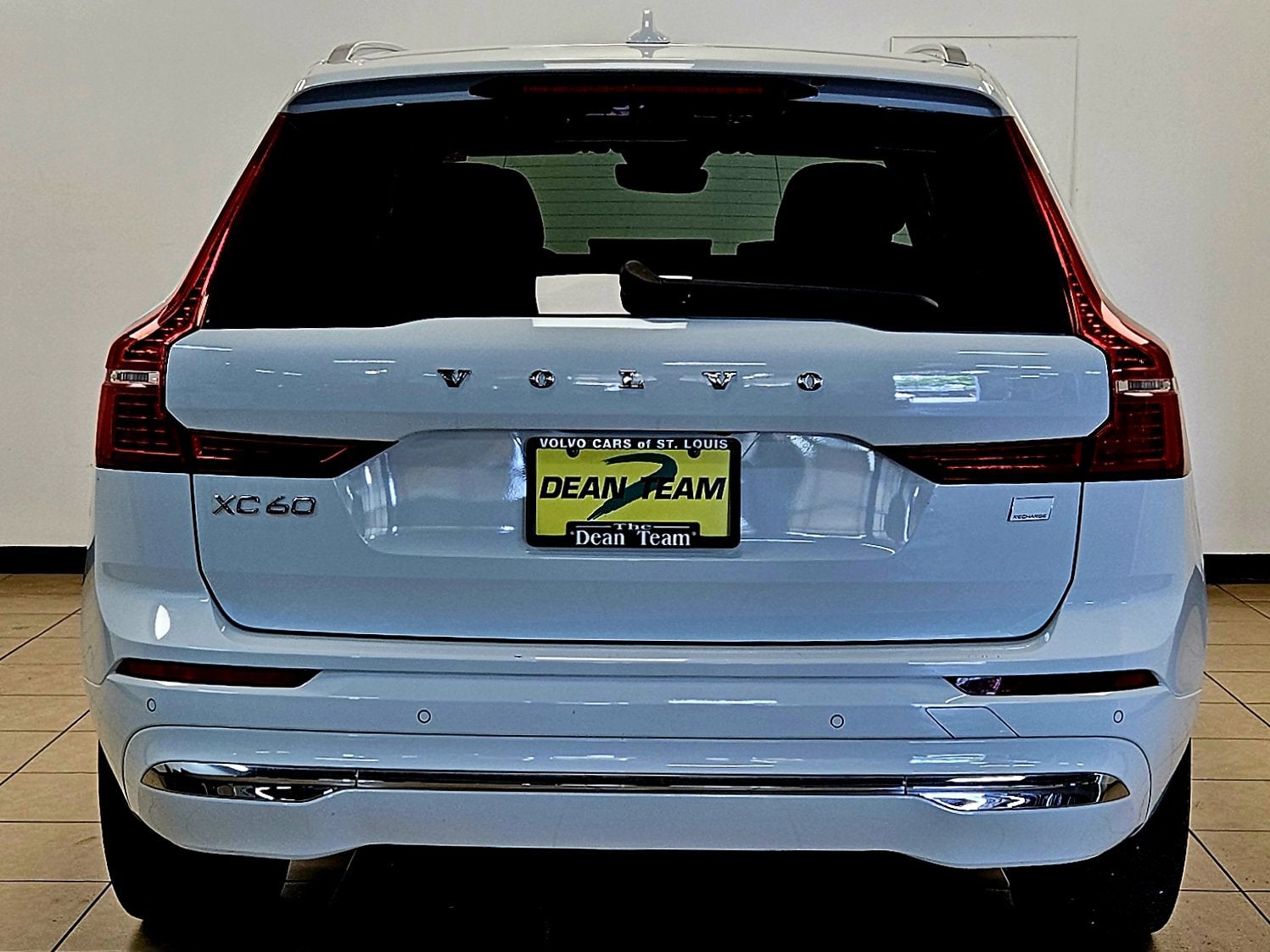 2022 Volvo XC60 Recharge Plug-In Hybrid Inscription Expression