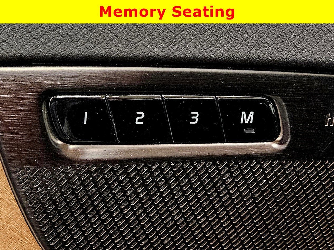 2024 Volvo XC90 Recharge Plug-In Hybrid Plus