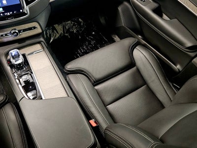 2024 Volvo XC90 Recharge Plug-In Hybrid Ultimate