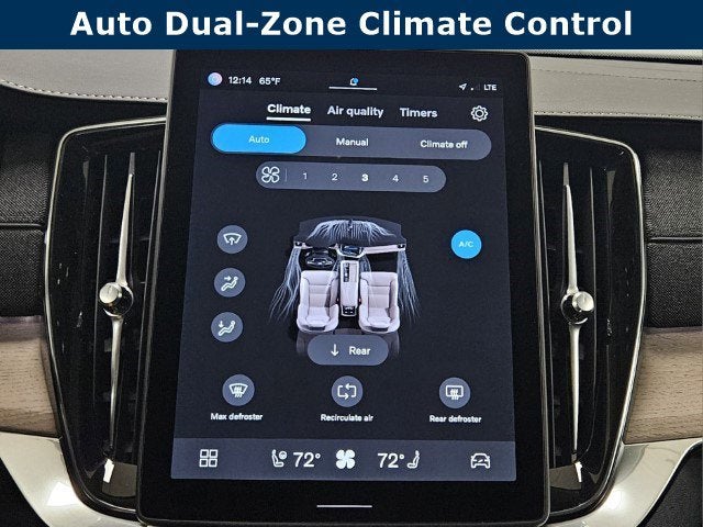 2025 Volvo XC90 Plug-In Hybrid Plus