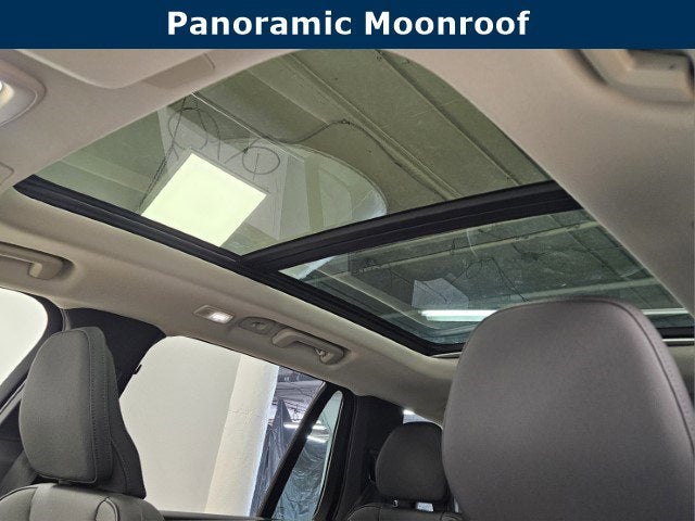 2025 Volvo XC90 Plug-In Hybrid Plus