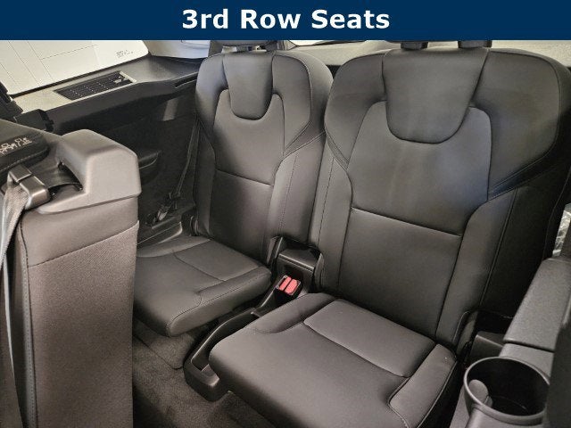 2025 Volvo XC90 Plug-In Hybrid Plus