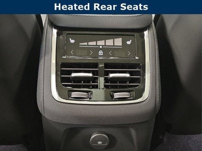 2025 Volvo XC90 Plug-In Hybrid Plus