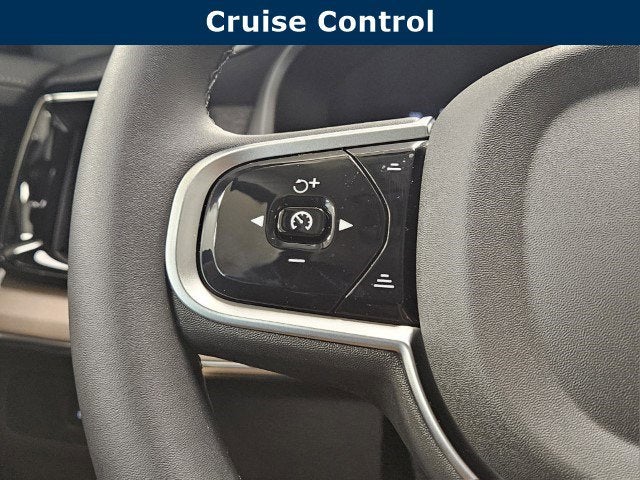 2025 Volvo XC90 Plug-In Hybrid Plus