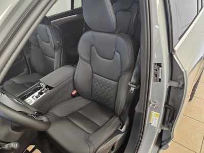 2025 Volvo XC90 Plug-In Hybrid Plus