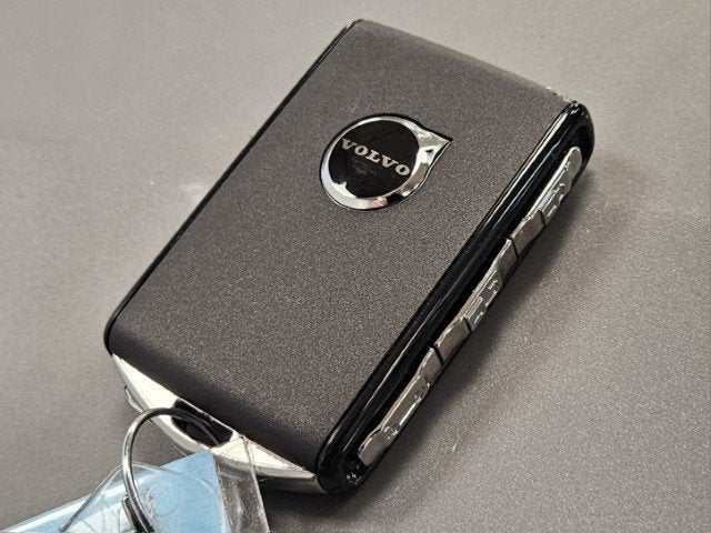 2025 Volvo XC90 Plug-In Hybrid Plus