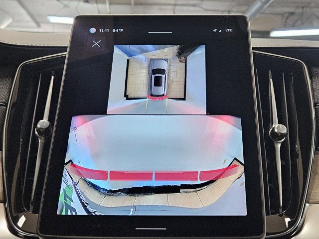 2025 Volvo XC90 Plug-In Hybrid Plus