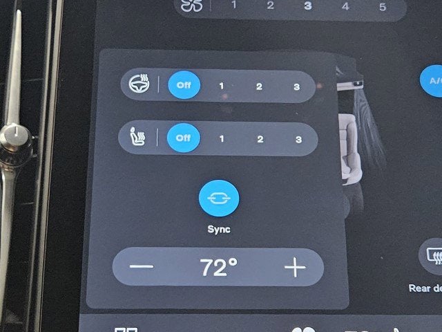 2025 Volvo XC90 Plug-In Hybrid Plus