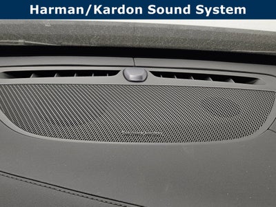 2025 Volvo XC90 Plug-In Hybrid Plus