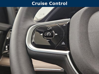 2025 Volvo XC90 Plug-In Hybrid Plus