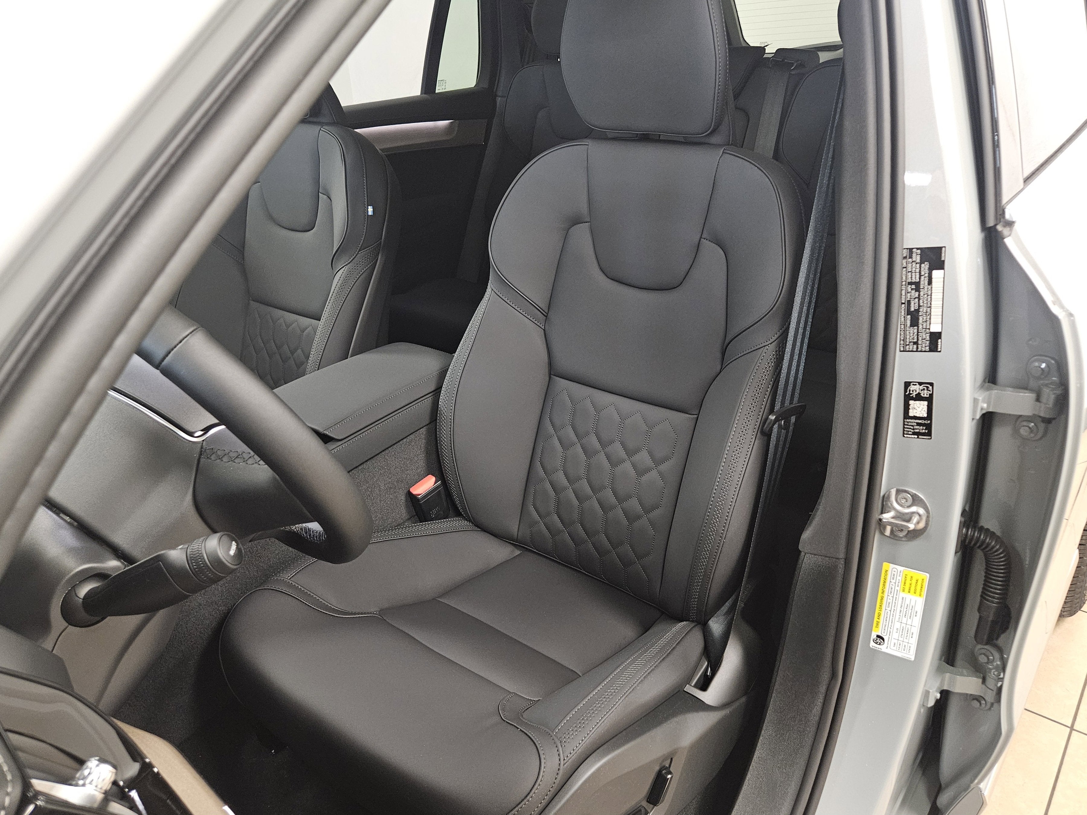 2026 Volvo XC90 Plug-In Hybrid Plus