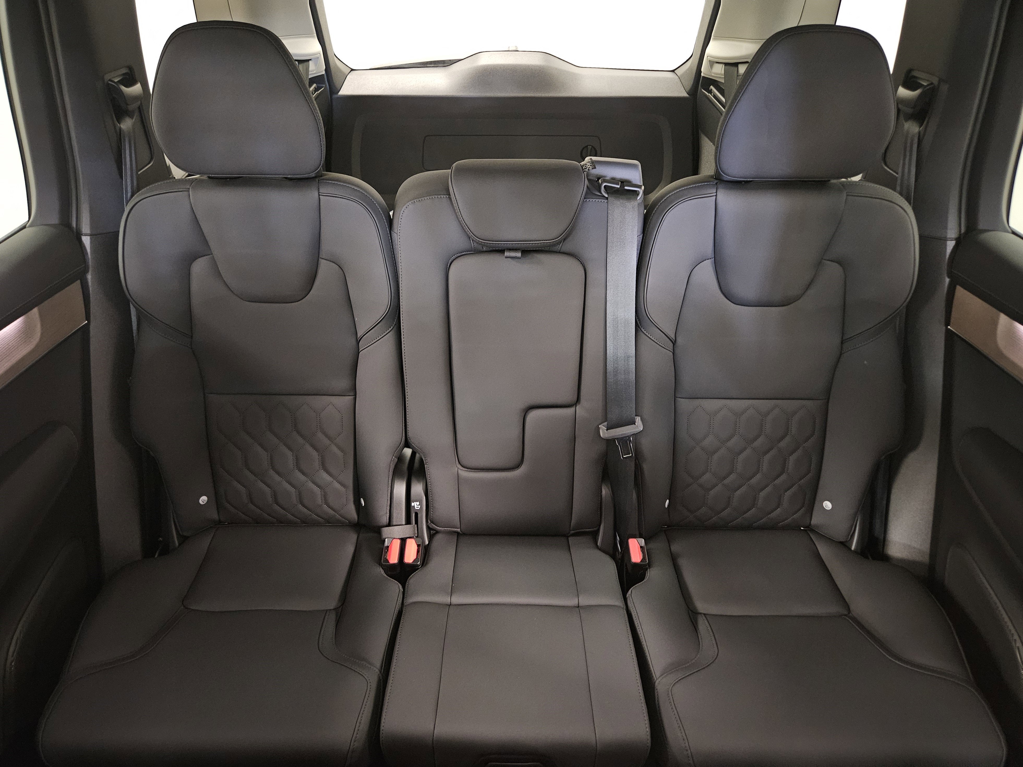 2026 Volvo XC90 Plug-In Hybrid Plus