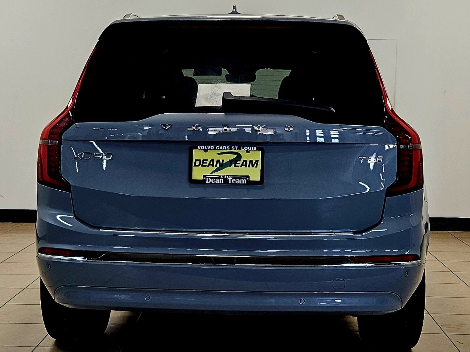 2026 Volvo XC90 Plug-In Hybrid Plus