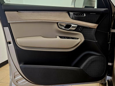 2026 Volvo XC90 Plug-In Hybrid Plus