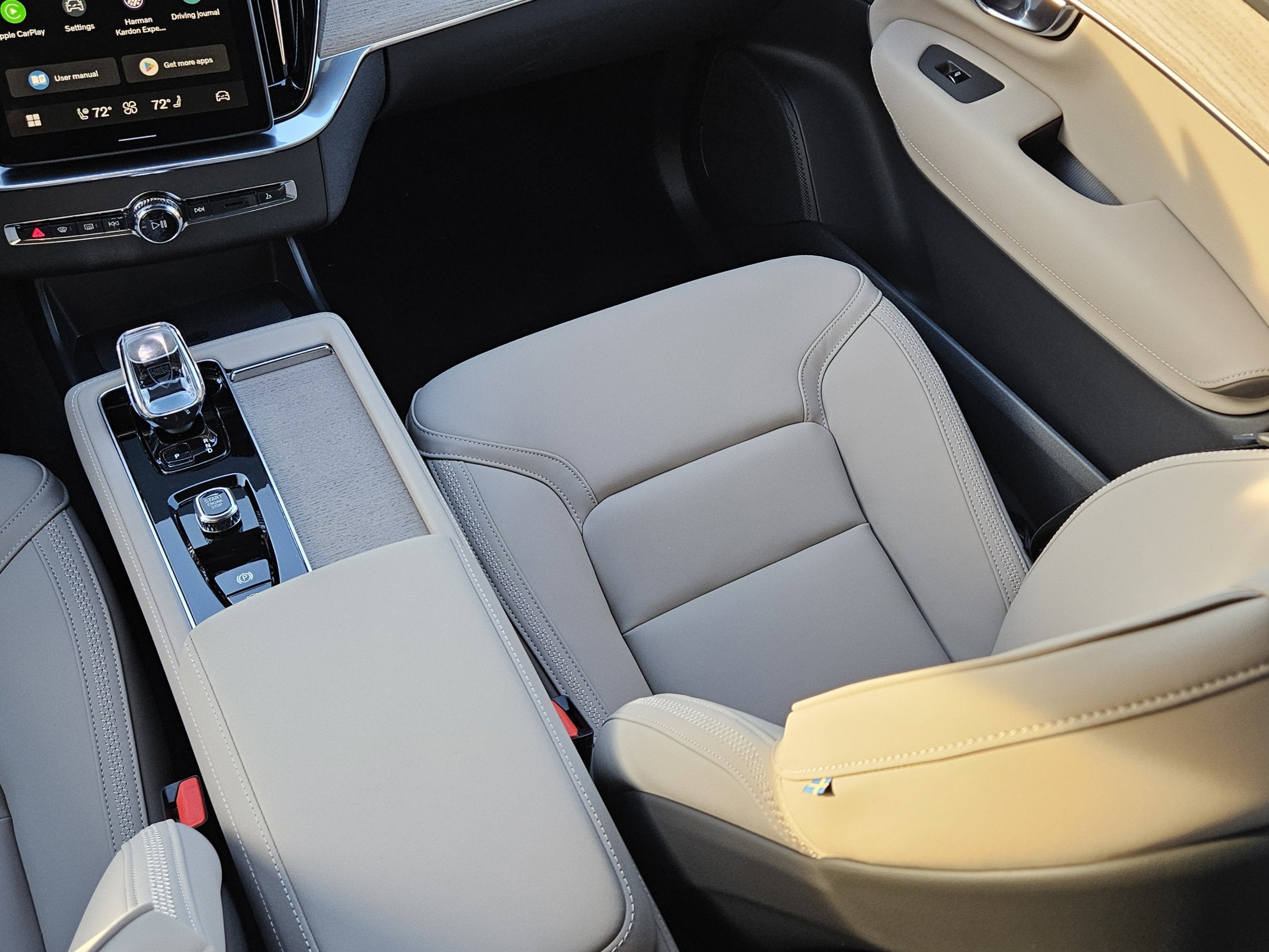 2026 Volvo XC90 Plug-In Hybrid Plus