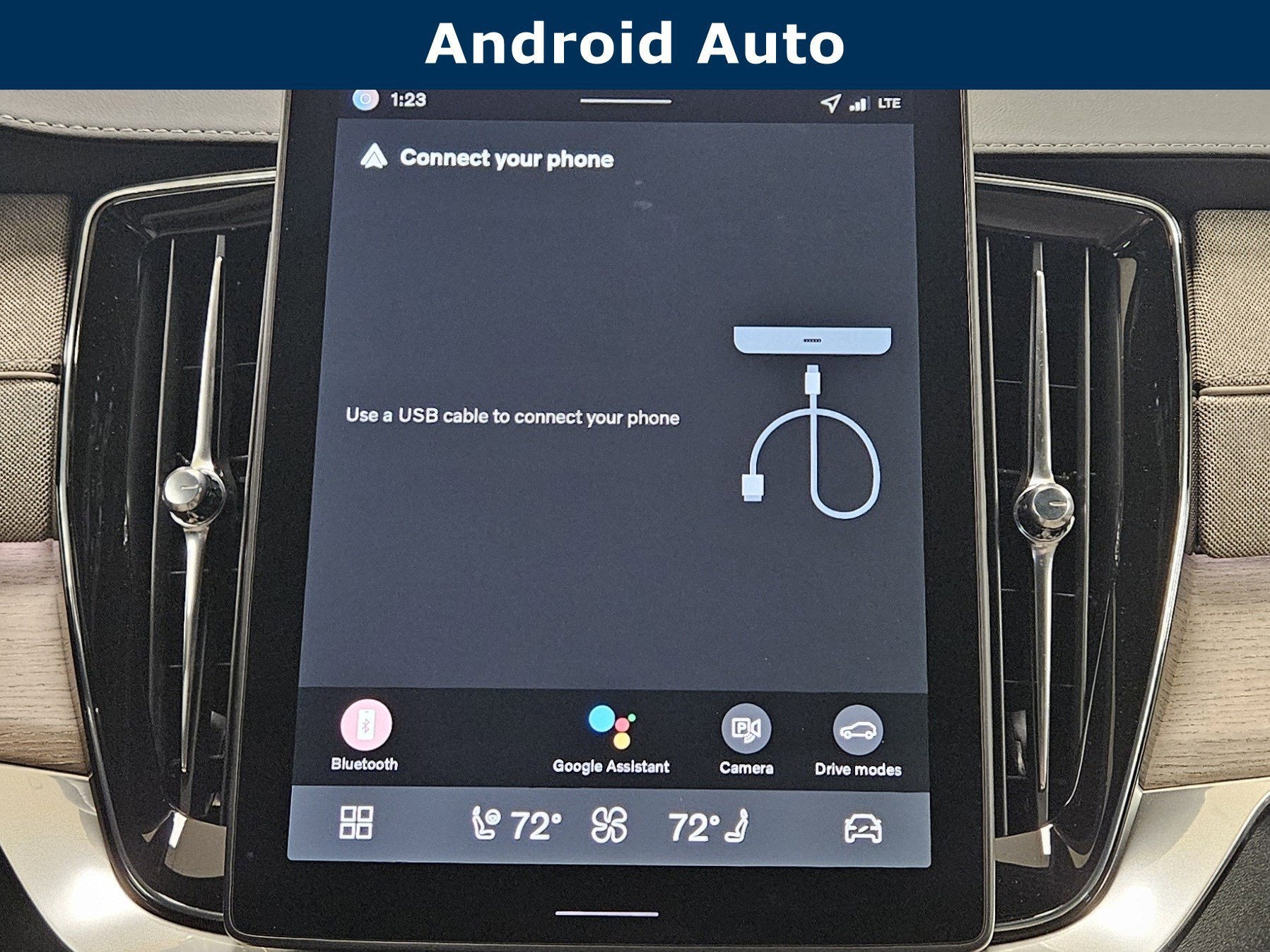 2026 Volvo XC90 Plug-In Hybrid Plus