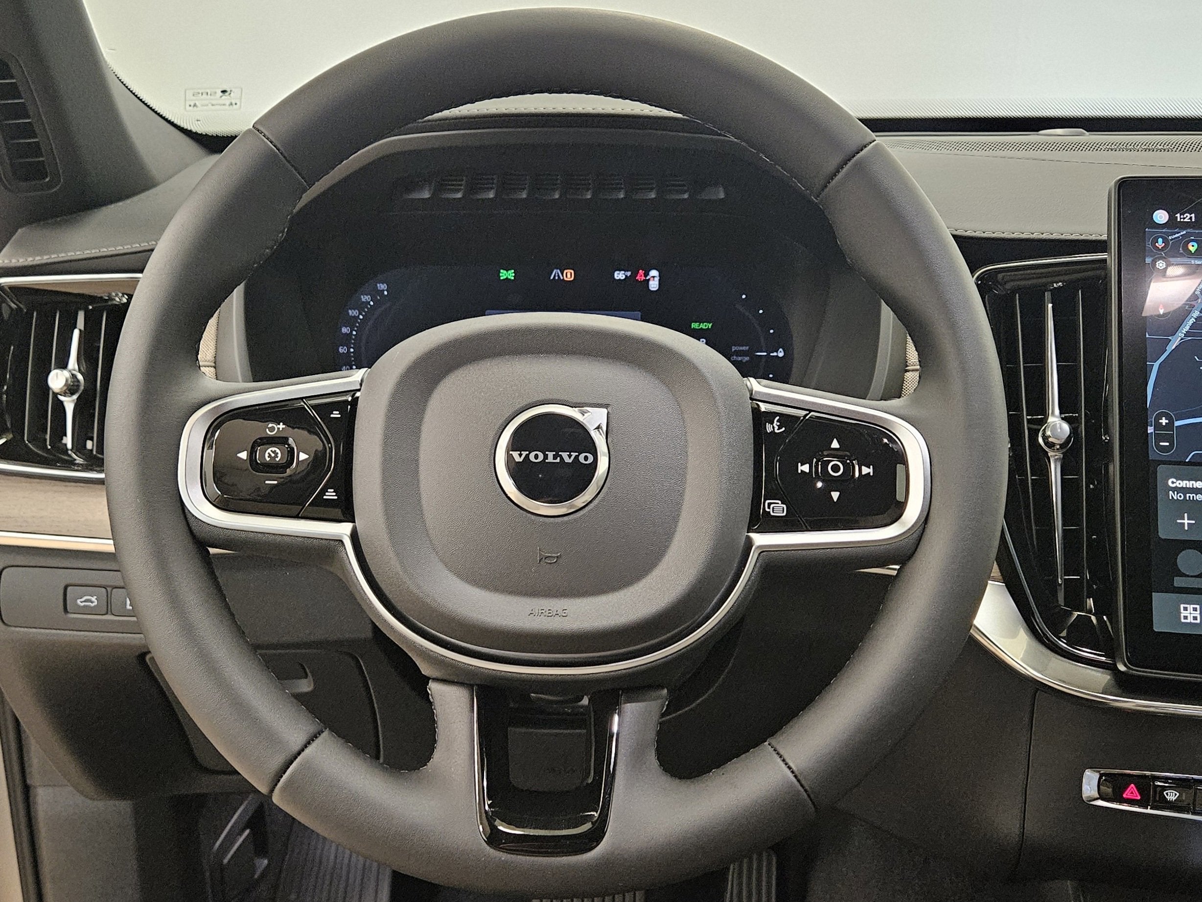 2026 Volvo XC90 Plug-In Hybrid Plus